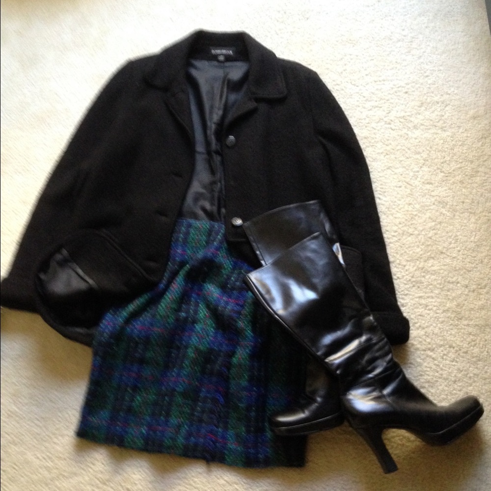 Women's Size 6 Blue and Green Plaid Wrap Skirt